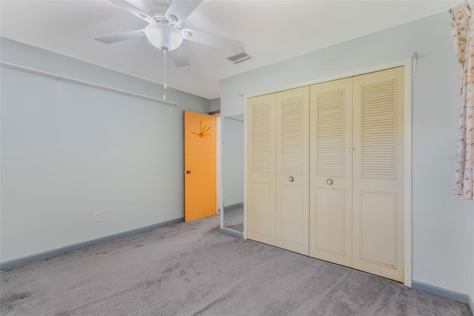 Image 30 of 50 For 75 Sunnyside Drive
