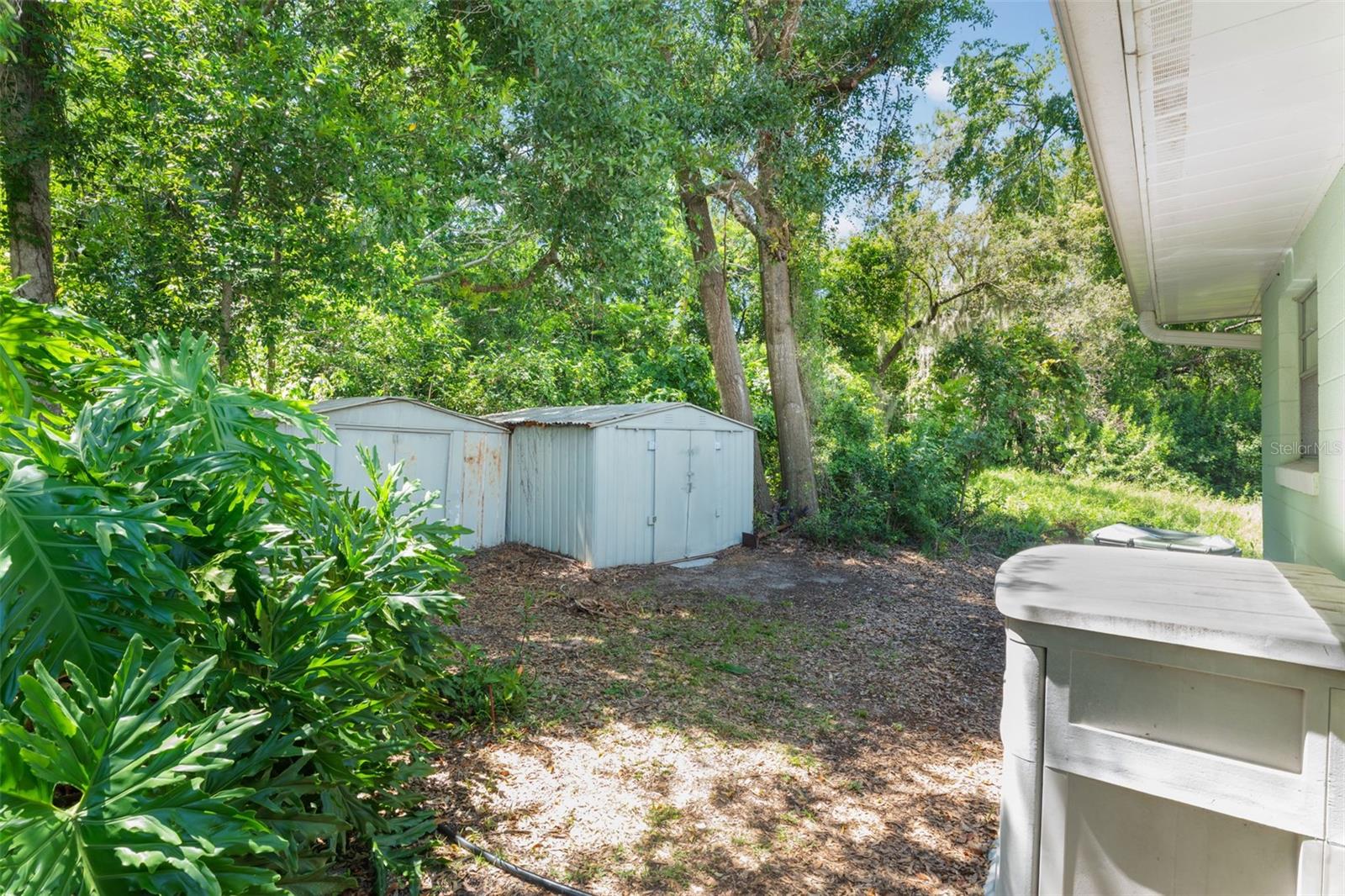 Image 42 of 50 For 75 Sunnyside Drive