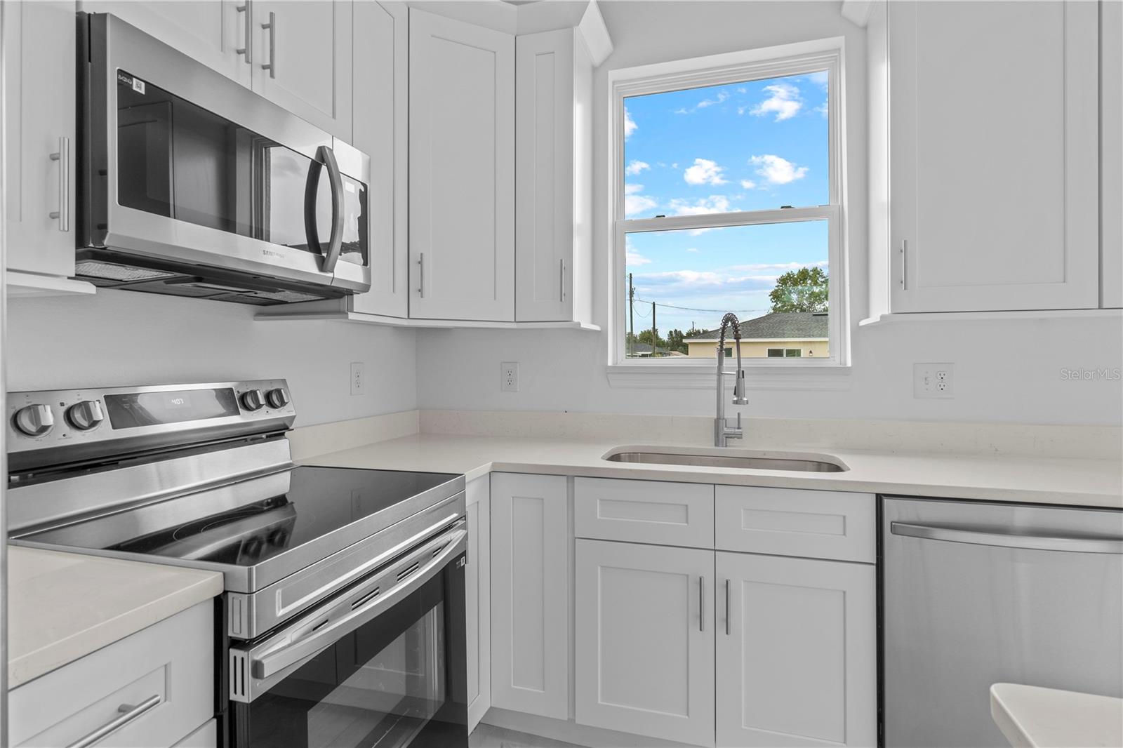 Image 15 of 26 For 13073 Sw 104th Lane