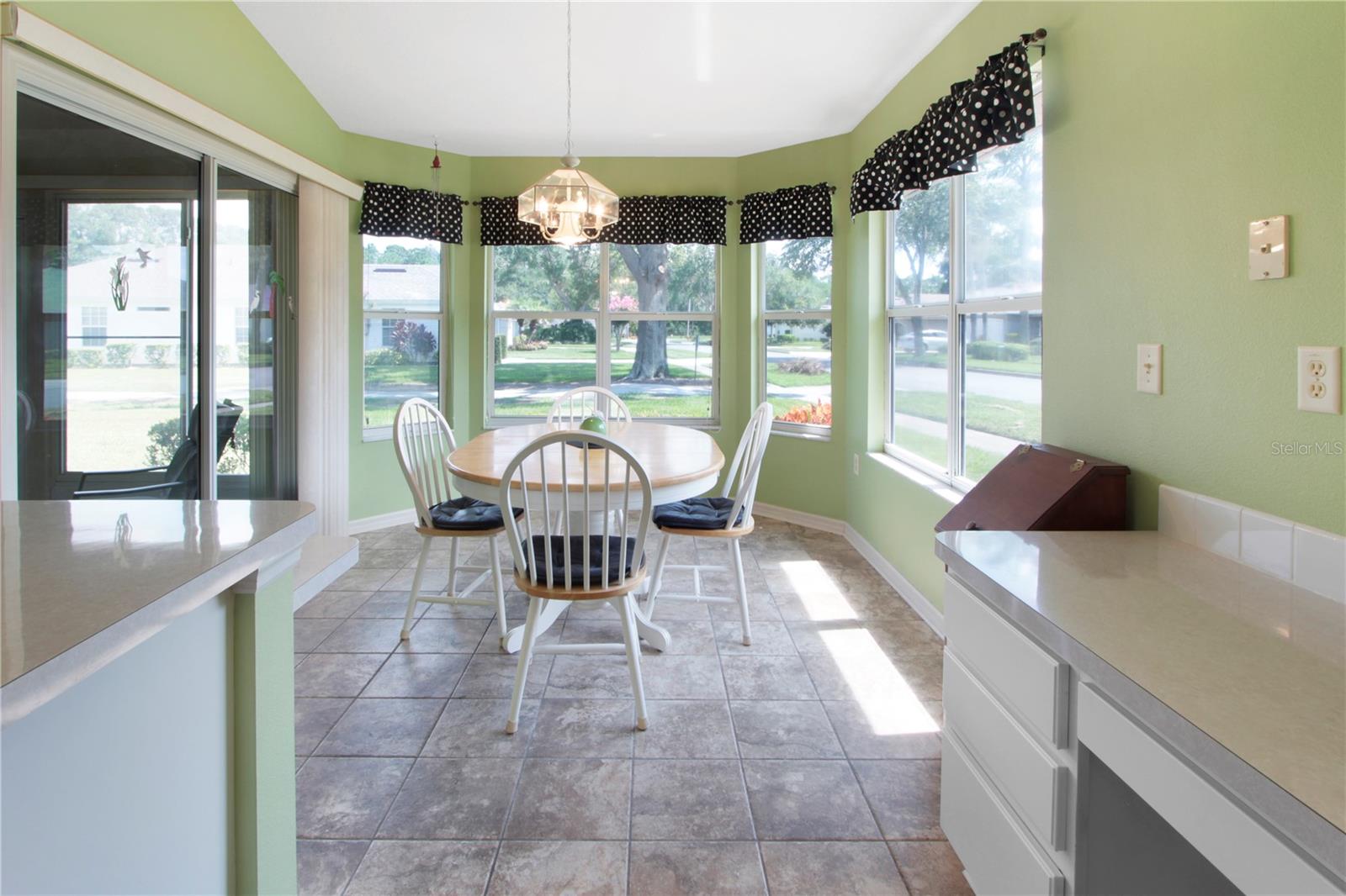 Image 6 of 26 For 2413 Baywater Road