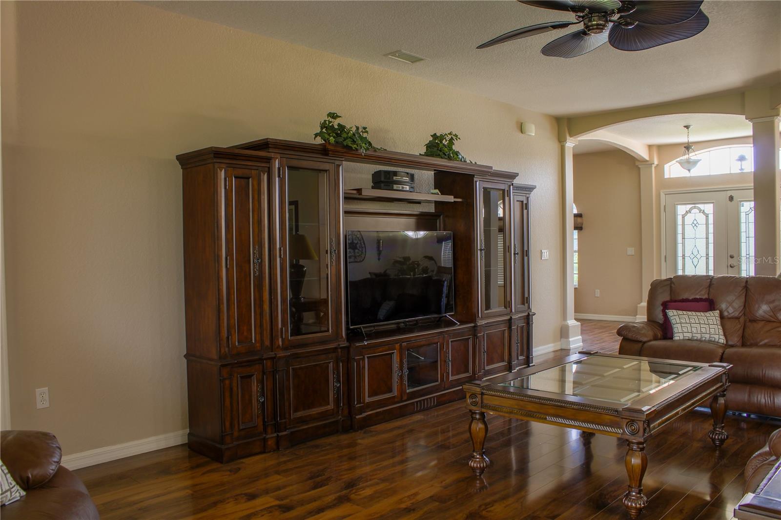 Image 11 of 40 For 23900 Narrowleaf Court