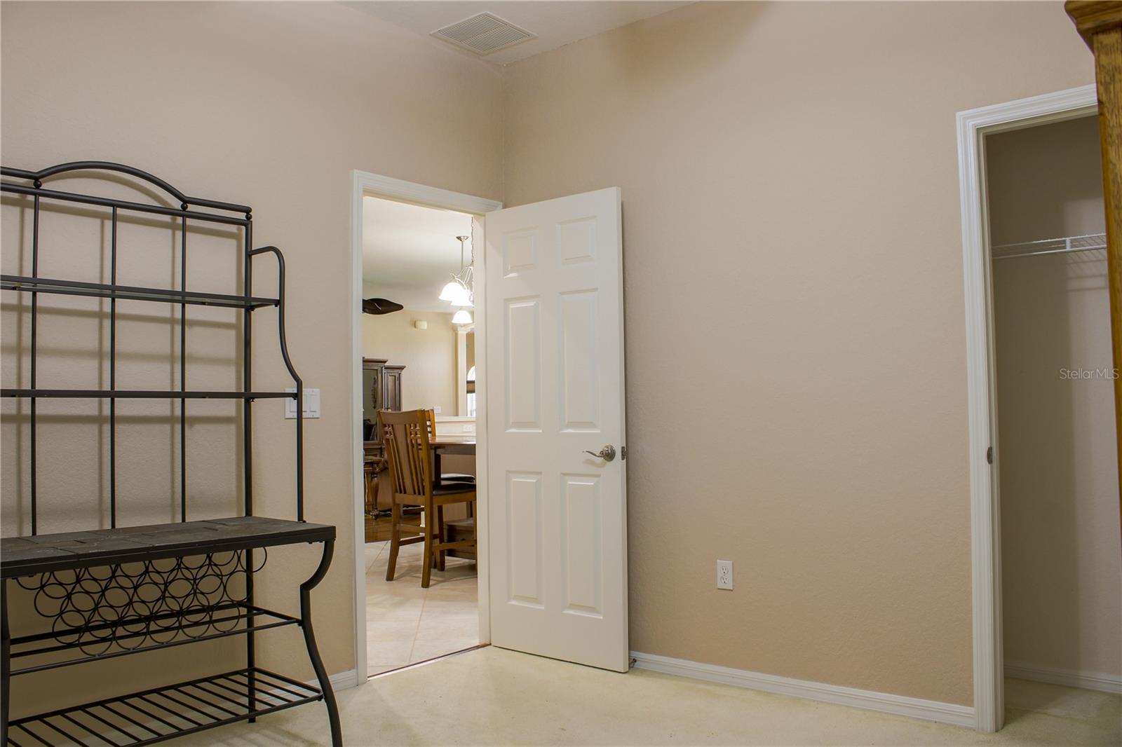 Image 25 of 40 For 23900 Narrowleaf Court