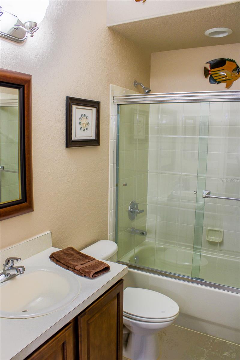Image 26 of 40 For 23900 Narrowleaf Court
