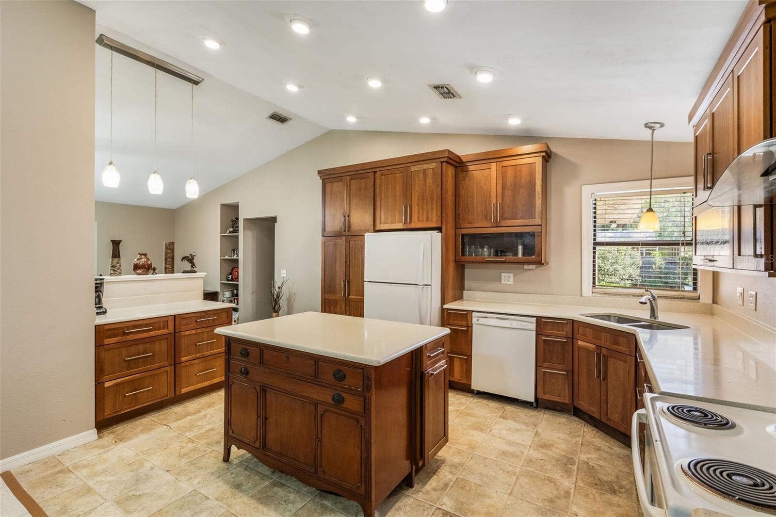 Image 4 of 20 For 2357 Pine Street