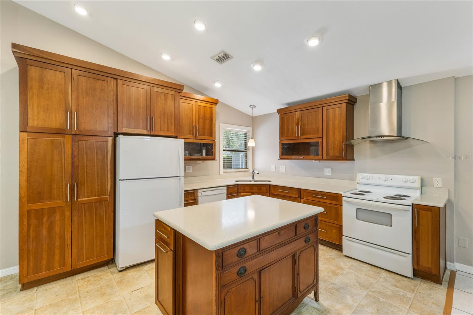 Image 8 of 20 For 2357 Pine Street