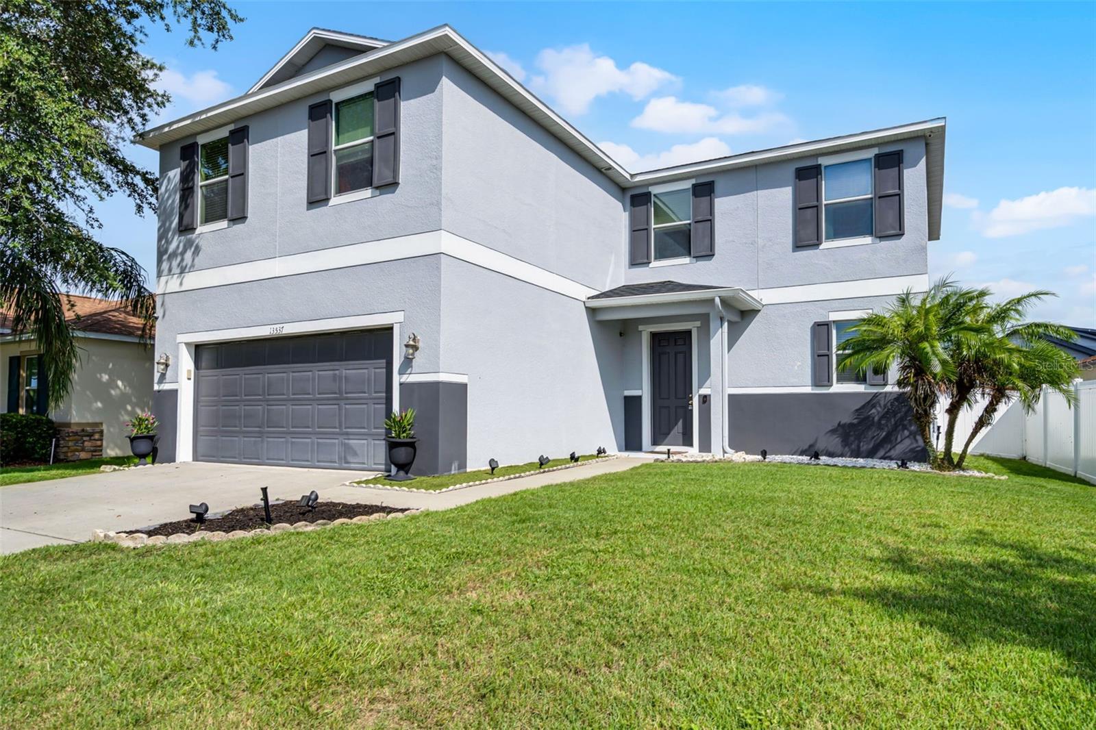 Image 2 of 34 For 13537 Laranja Street