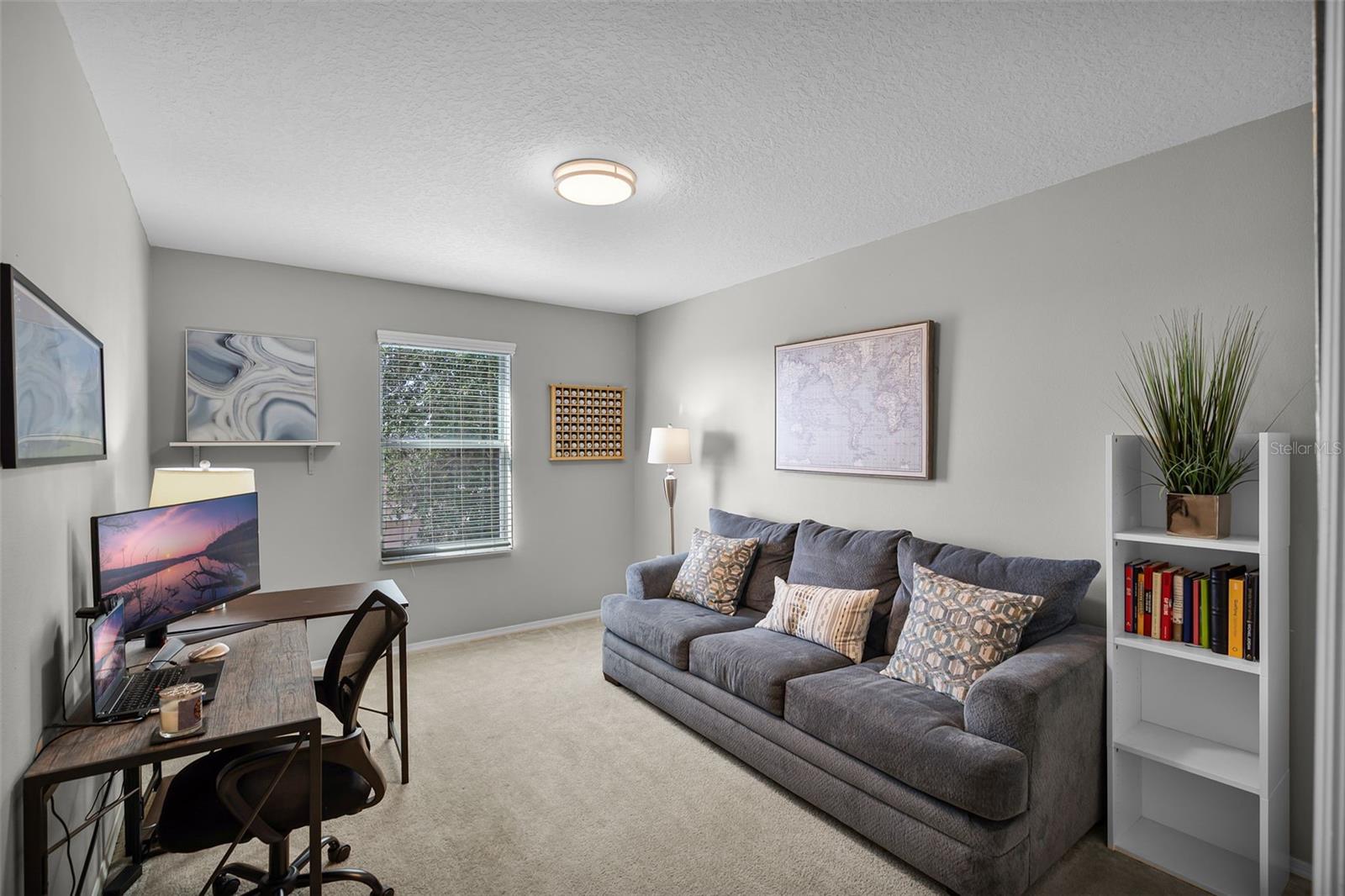 Image 21 of 34 For 13537 Laranja Street