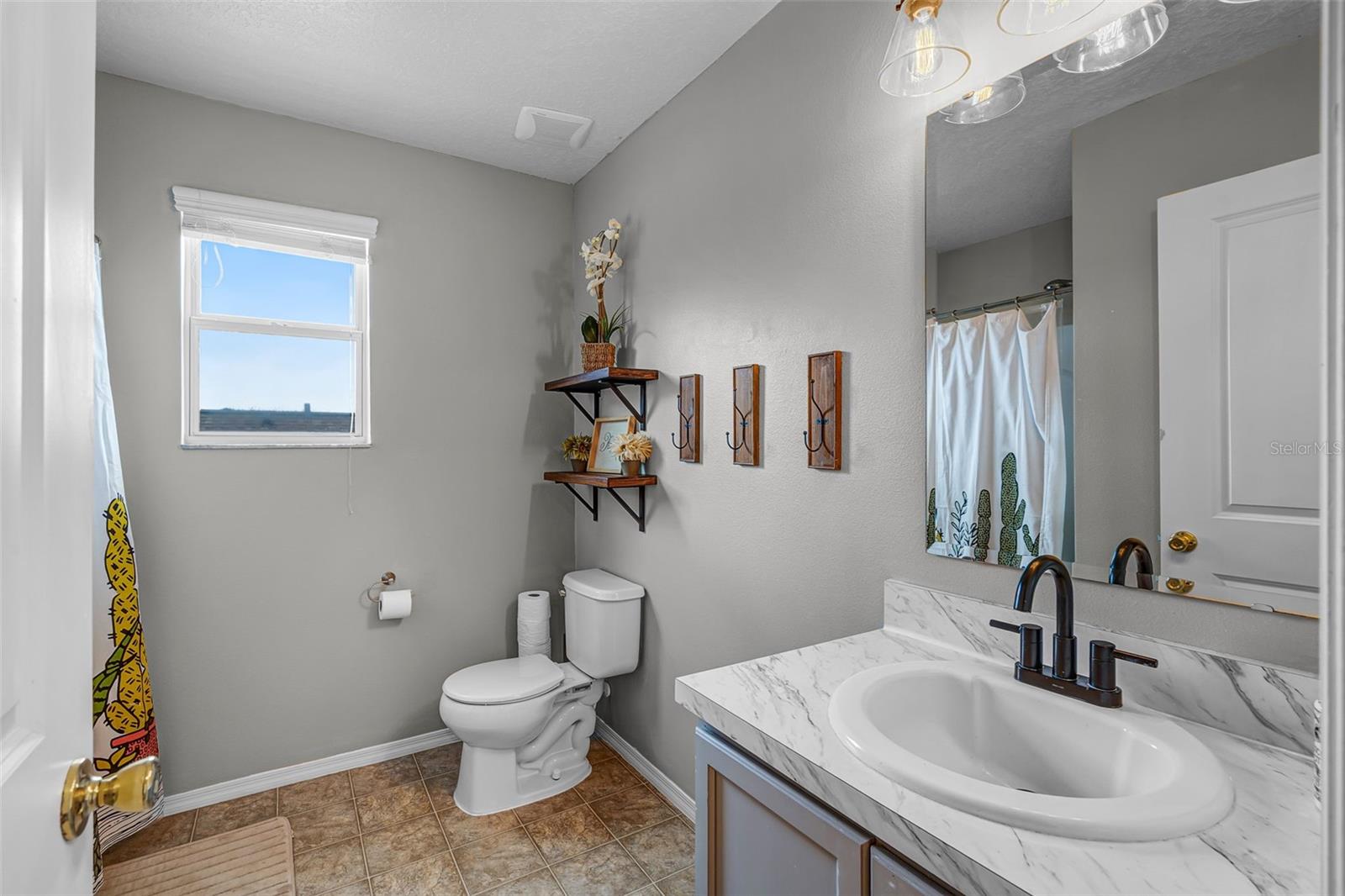 Image 23 of 34 For 13537 Laranja Street