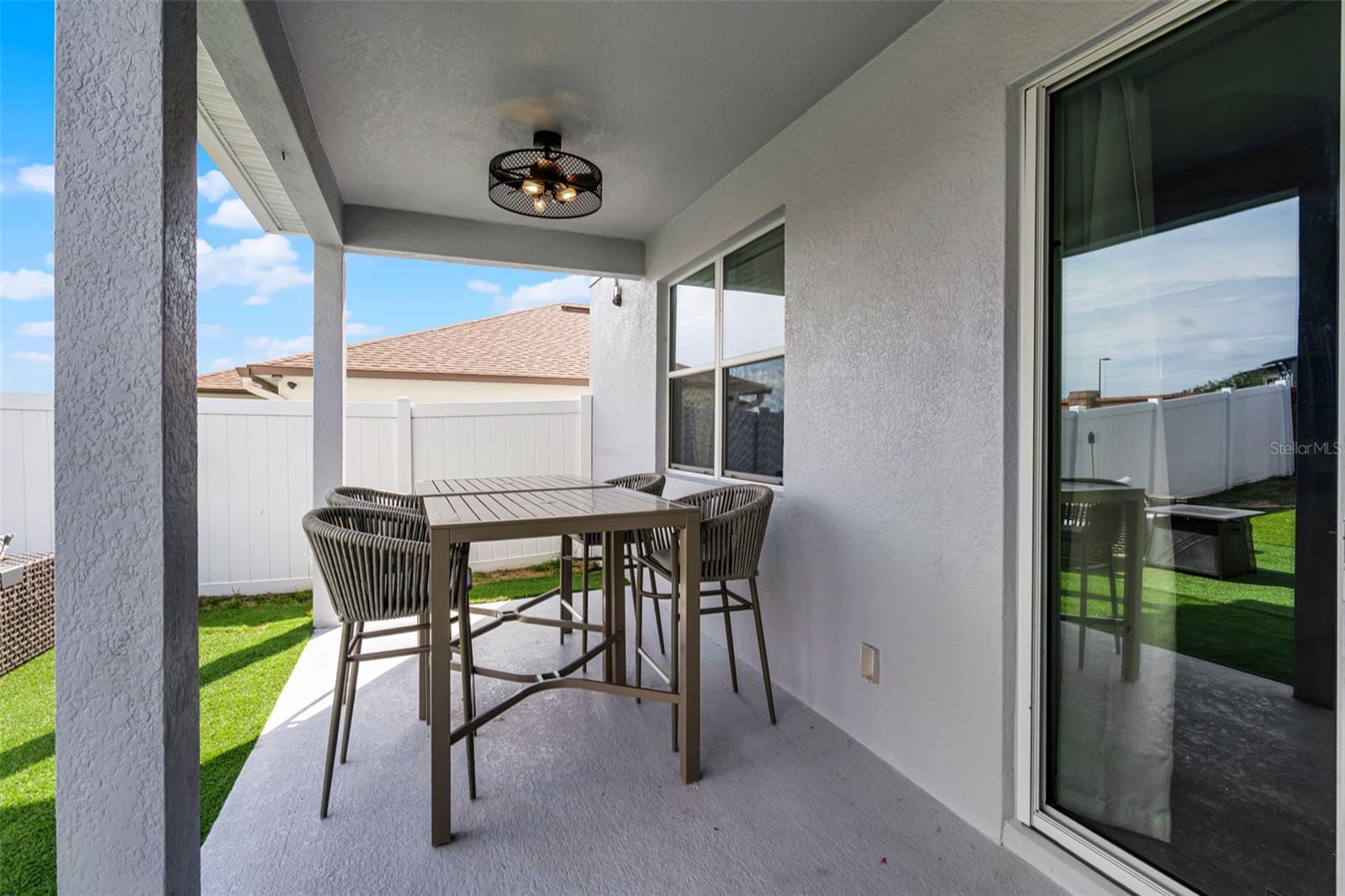 Image 32 of 34 For 13537 Laranja Street