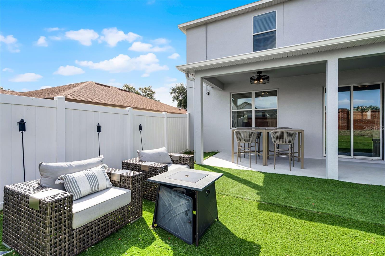 Image 33 of 34 For 13537 Laranja Street