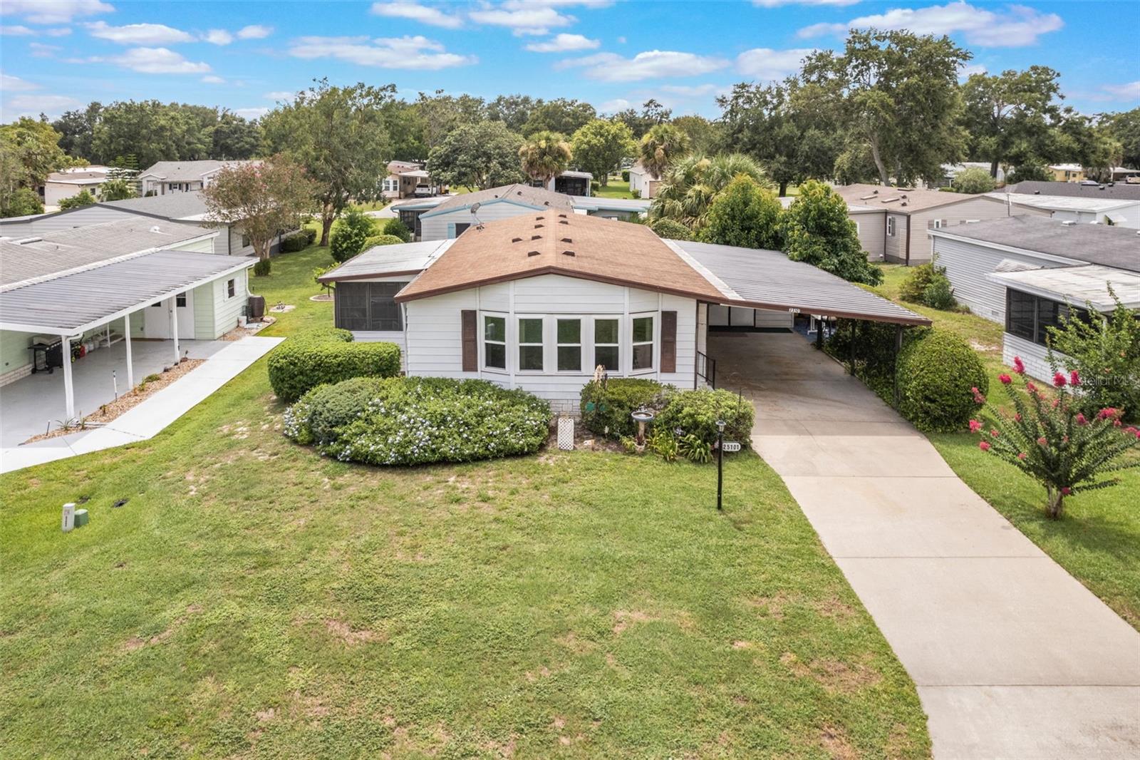 Details for 25101 Barrow Hl, LEESBURG, FL 34748