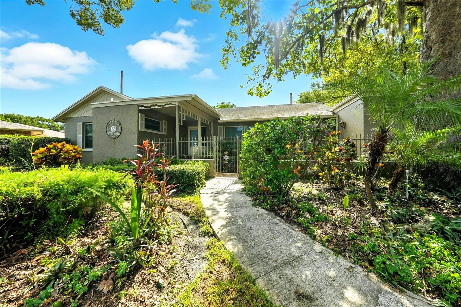 Image 2 of 31 For 549 Karen Avenue