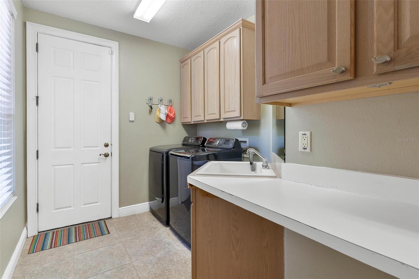 Image 40 of 50 For 39034 Griffin Landing