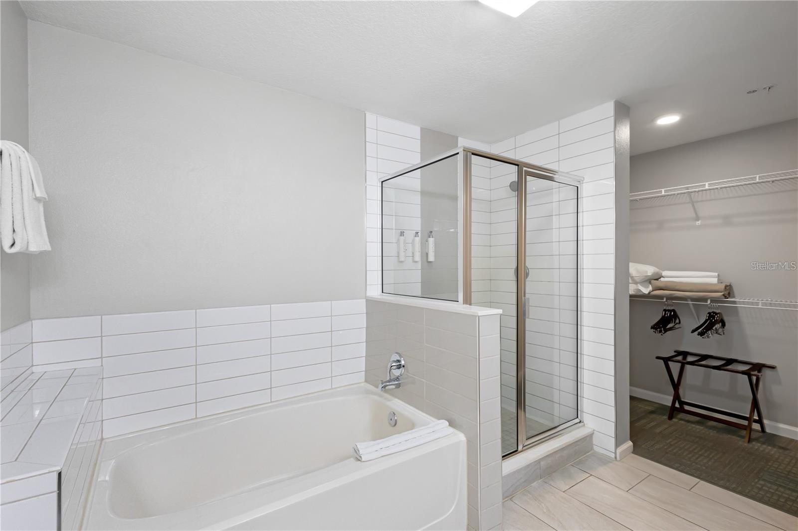 Image 14 of 21 For 14501 Grove Resort Avenue 2119