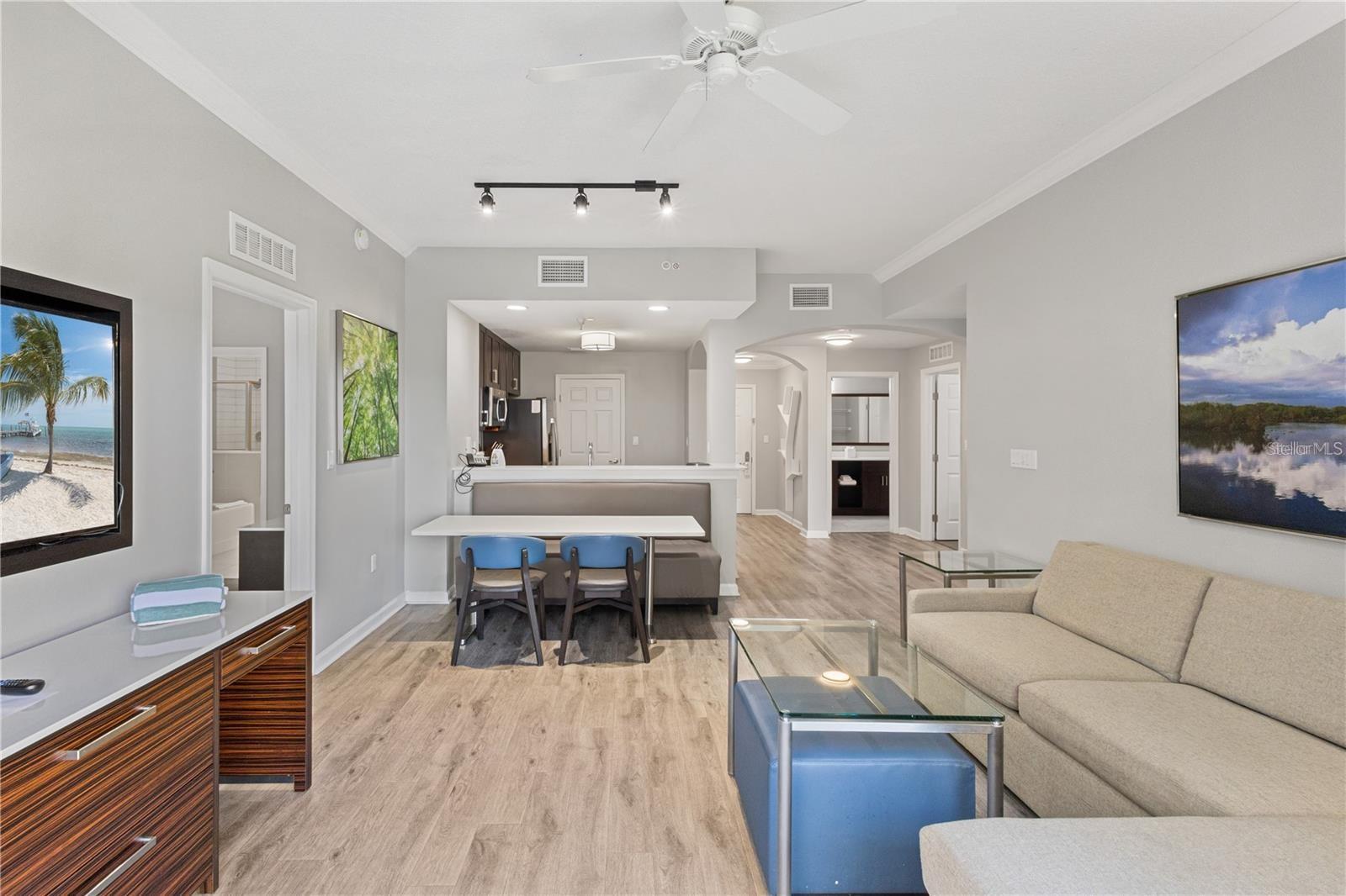 Image 7 of 21 For 14501 Grove Resort Avenue 2119
