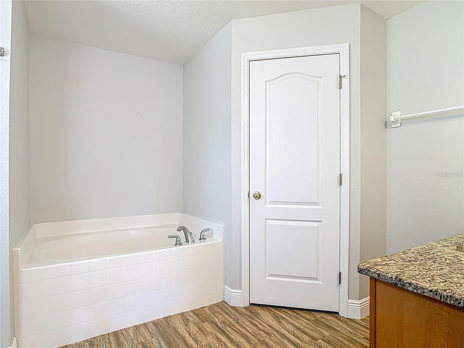Image 44 of 61 For 36839 Wolf Court