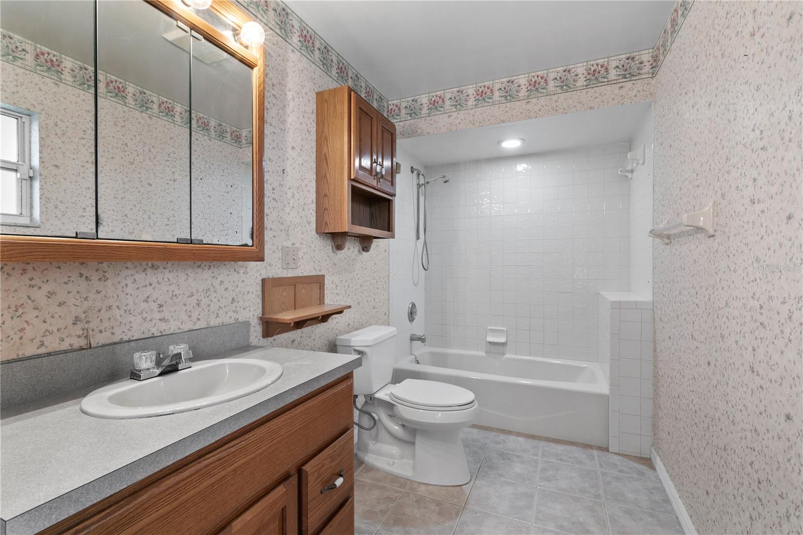 Image 19 of 46 For 2117 Suzanne Drive