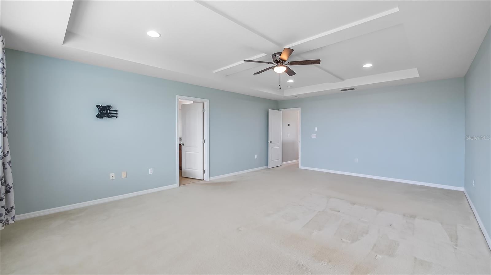 Image 25 of 59 For 4113 Longbow Drive