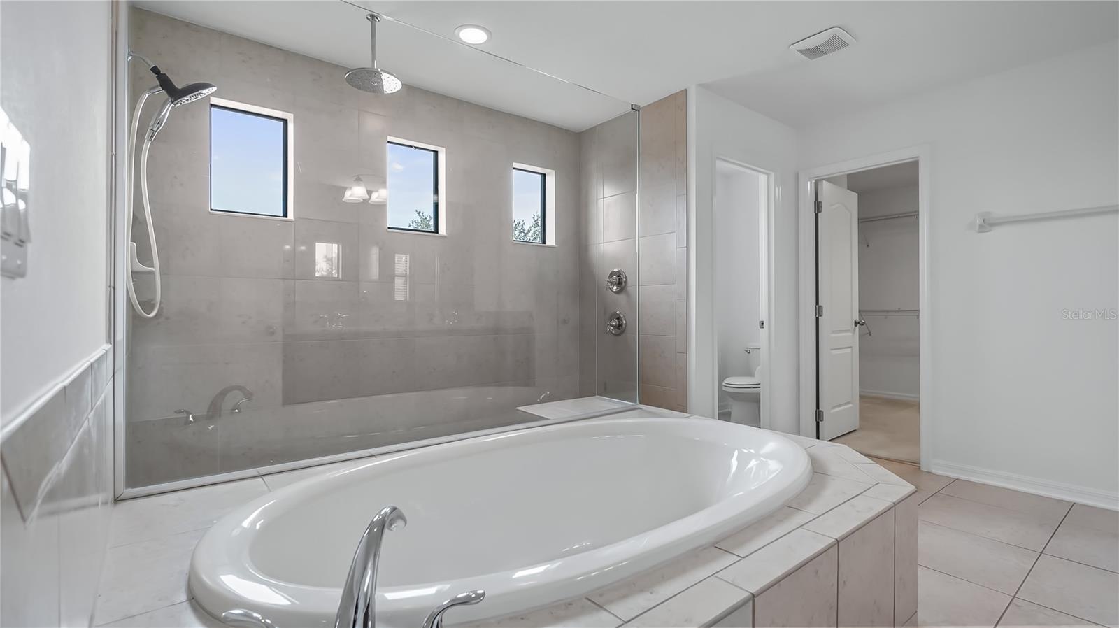 Image 26 of 59 For 4113 Longbow Drive