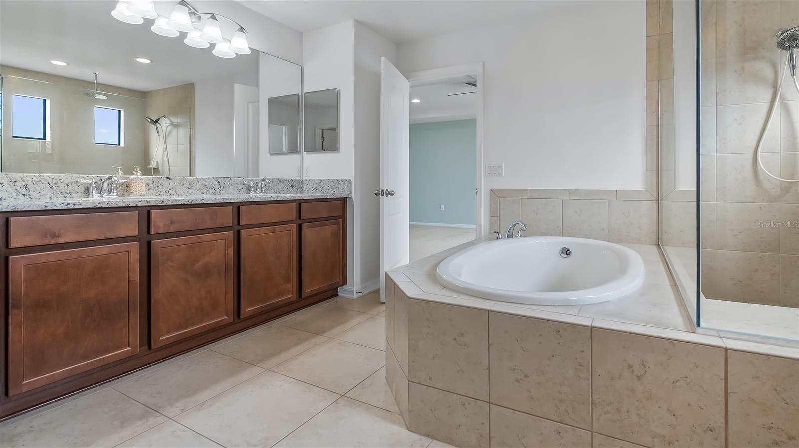 Image 30 of 59 For 4113 Longbow Drive