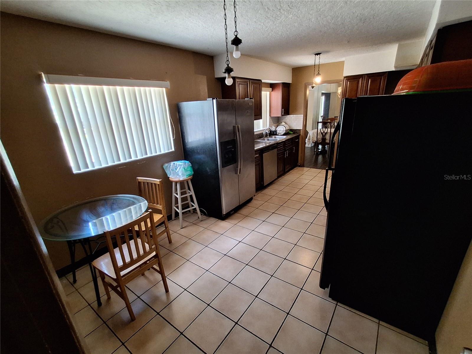 Image 8 of 34 For 4930 Hernandes Drive