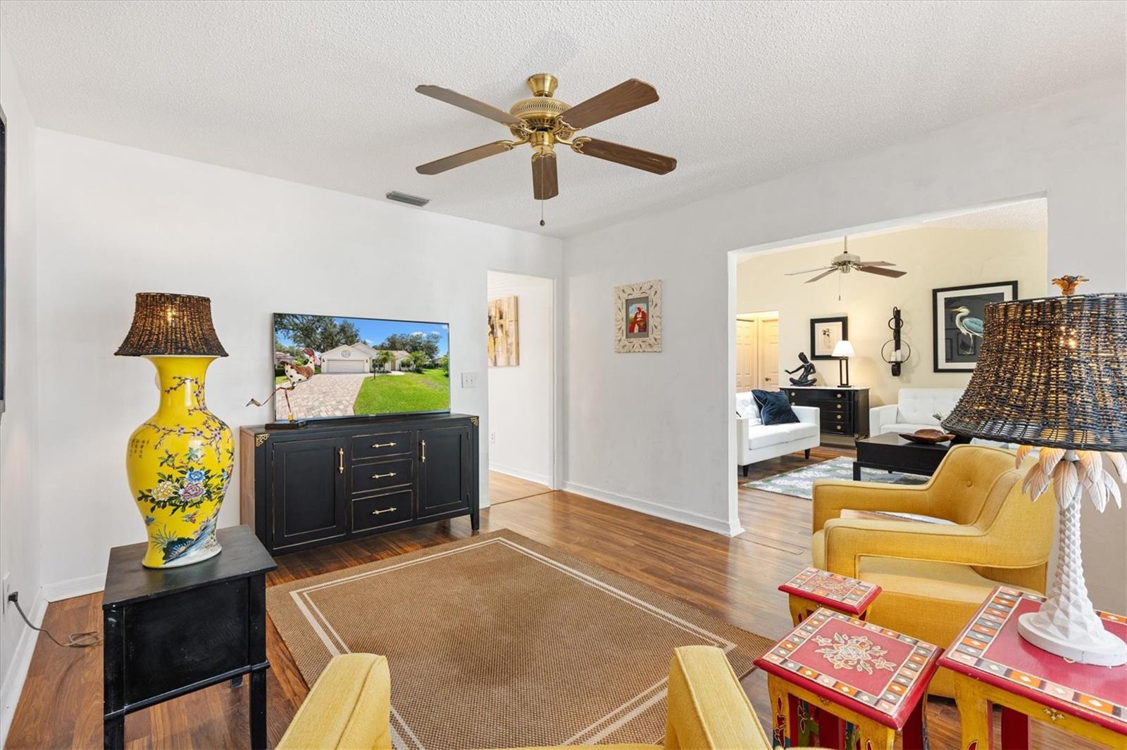 Image 20 of 40 For 501 Herrera Court
