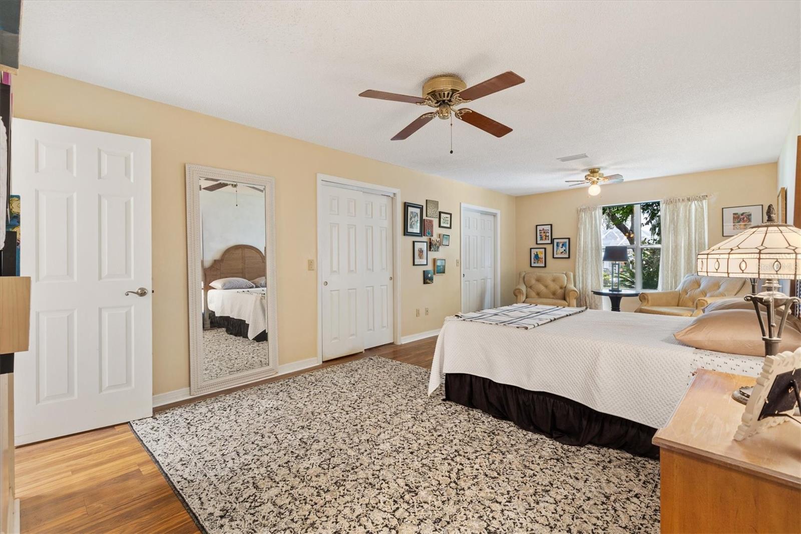 Image 21 of 40 For 501 Herrera Court