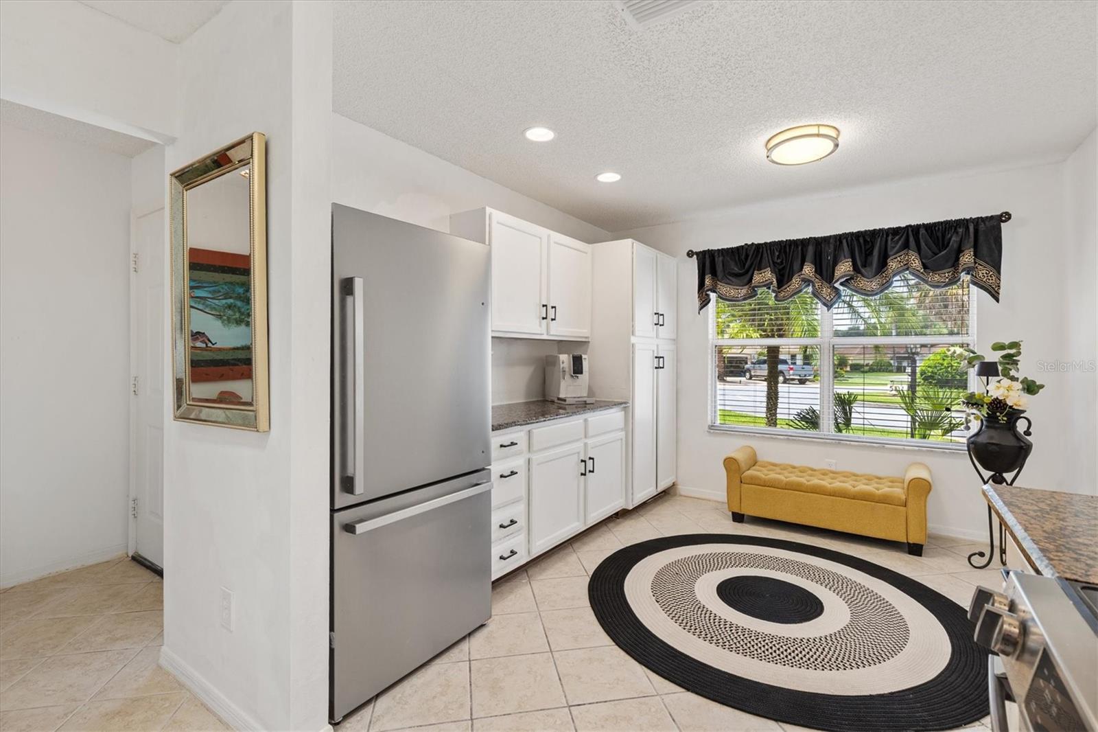 Image 7 of 40 For 501 Herrera Court