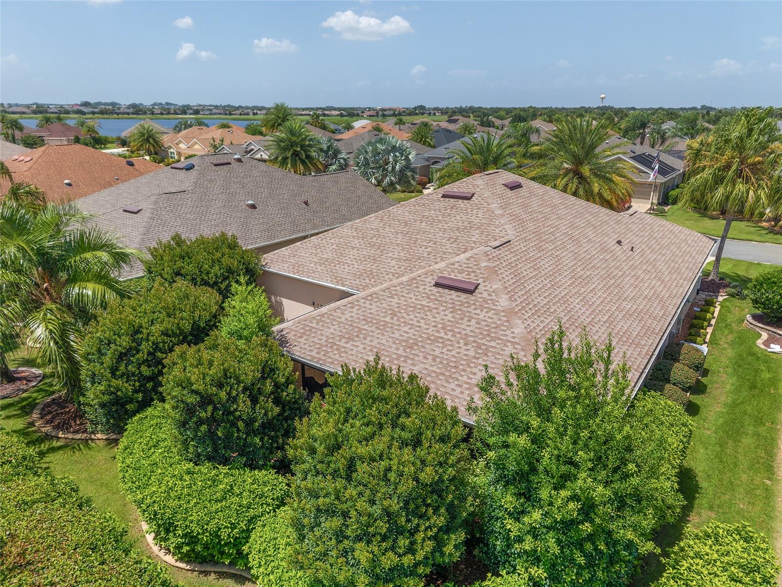 Listing photo id 53 for 3348 Queensway Terrace