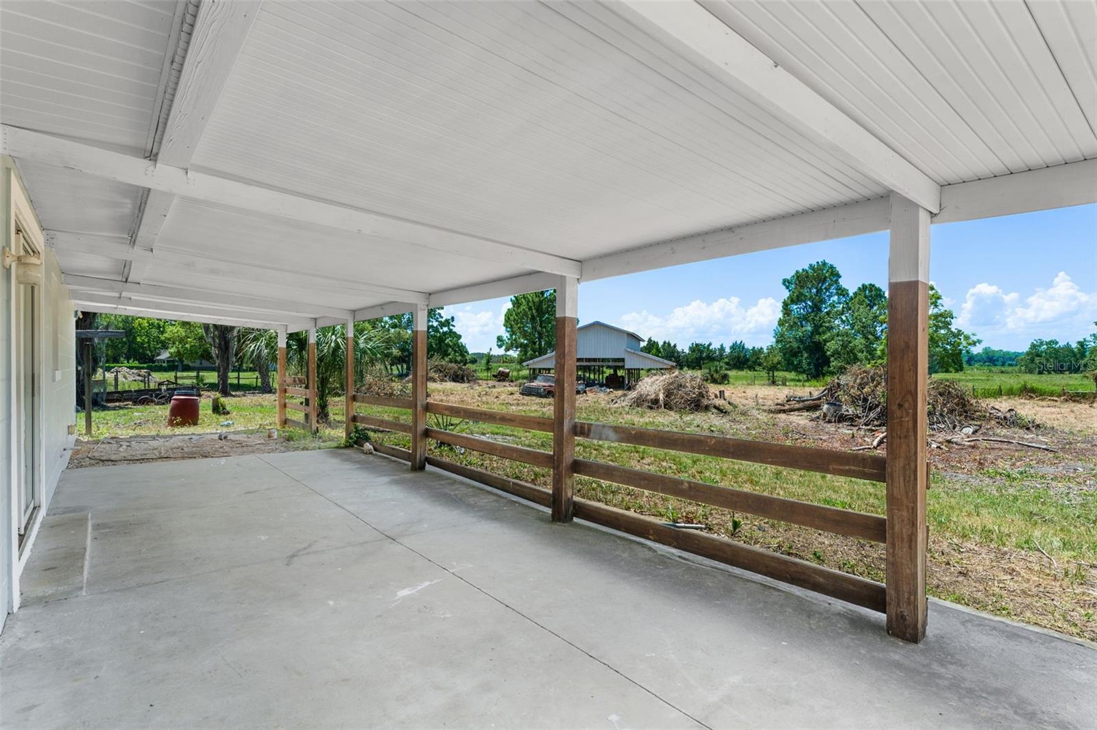 Image 14 of 39 For 15816 Mullins Boulevard