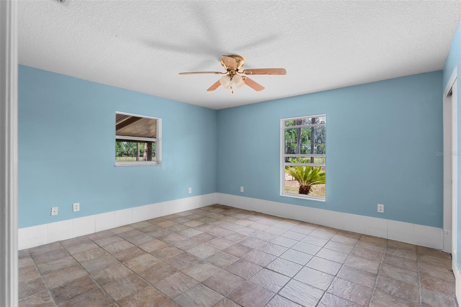 Image 8 of 39 For 15816 Mullins Boulevard