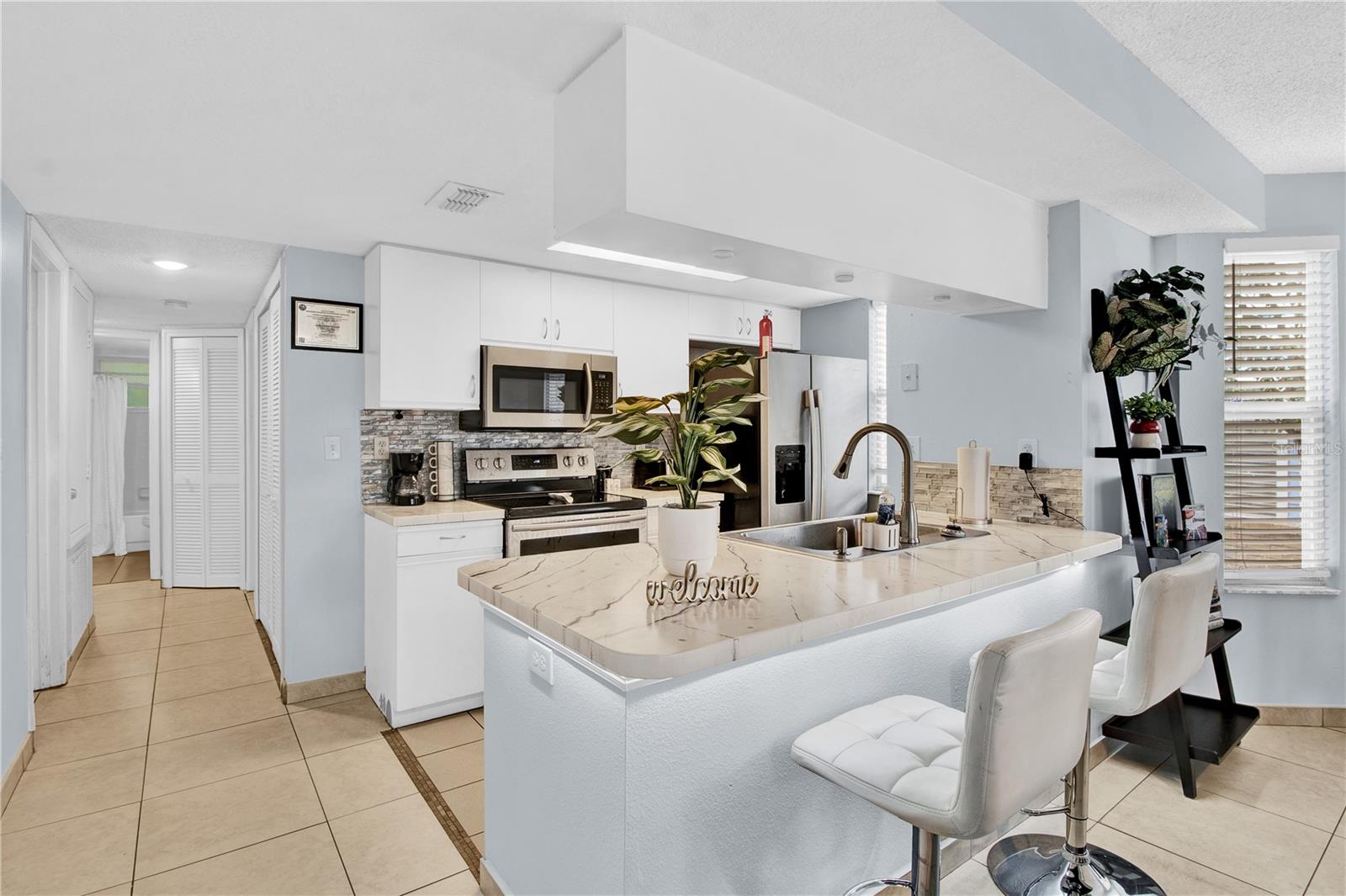 Image 2 of 28 For 2739 Poinciana Boulevard 83