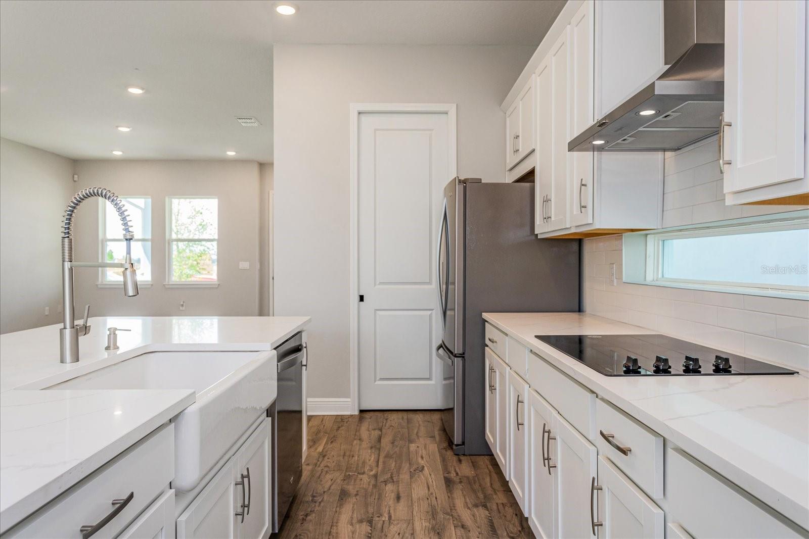 Image 10 of 51 For 9877 Peebles Street