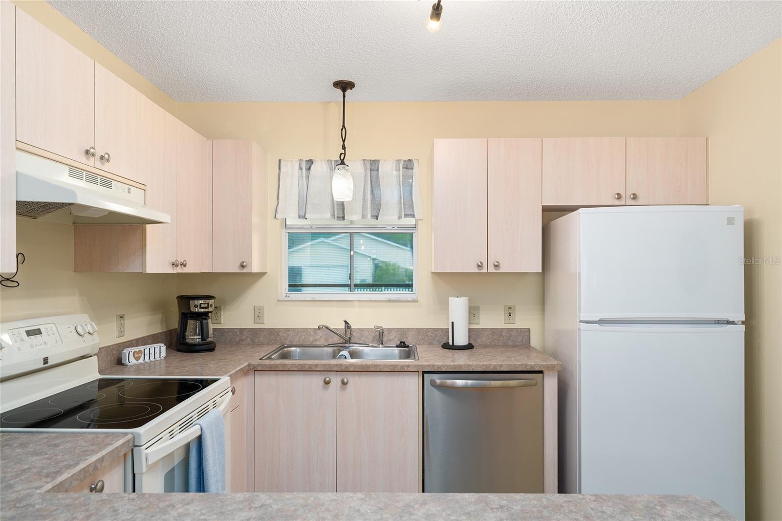 Image 17 of 30 For 1708 Moreno Place