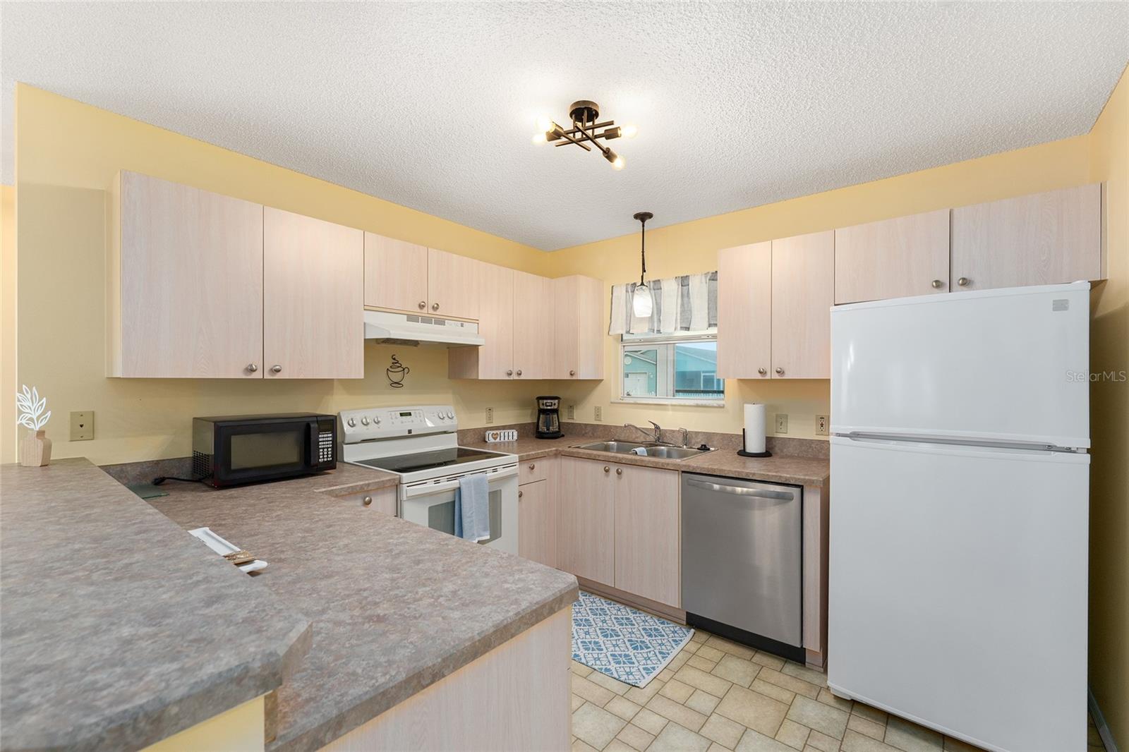 Image 20 of 30 For 1708 Moreno Place