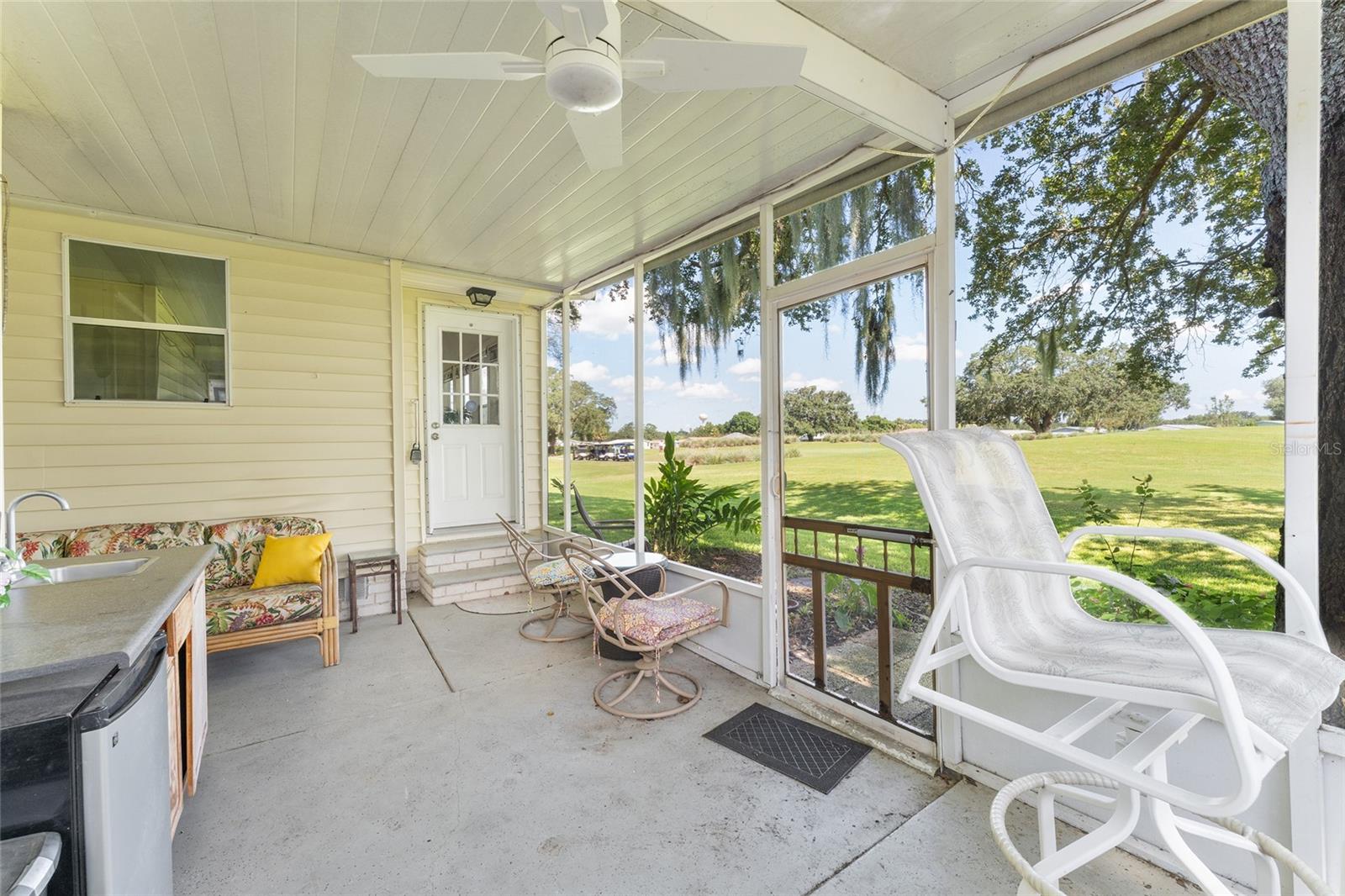 Image 10 of 42 For 667 Rainbow Boulevard