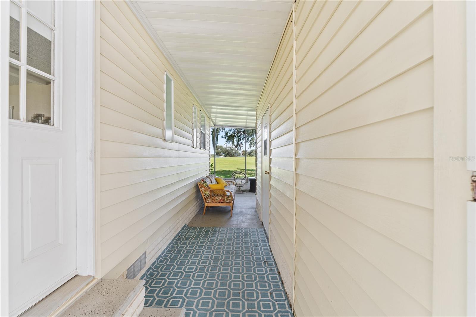 Image 8 of 42 For 667 Rainbow Boulevard