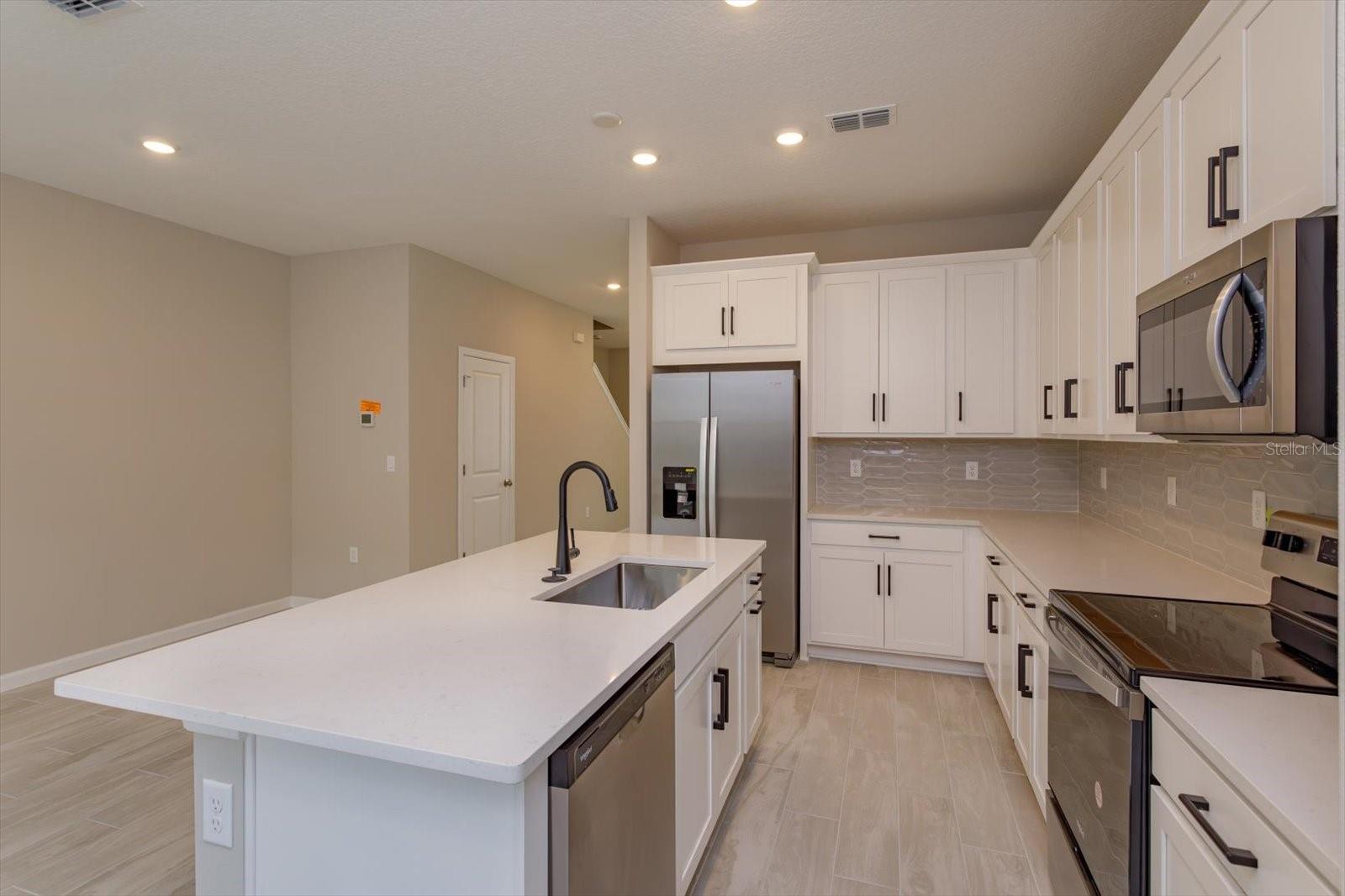 Image 9 of 25 For 13199 Calming Breeze Way
