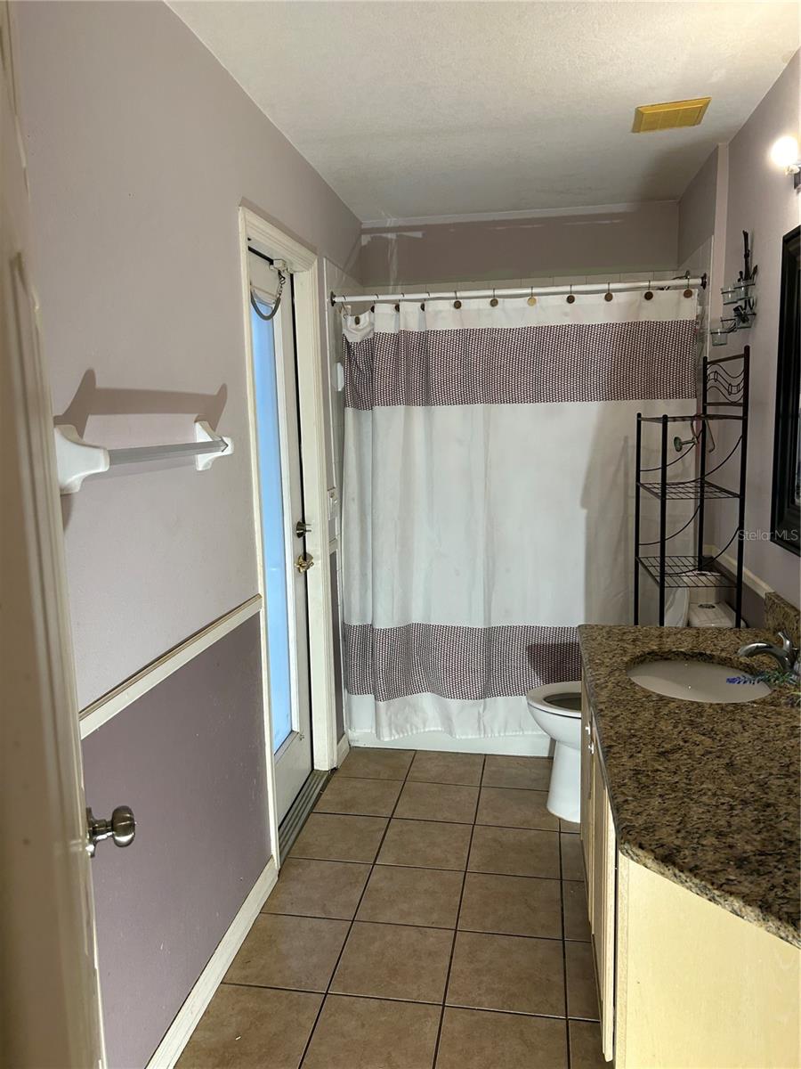 Image 20 of 40 For 2775 Cullens Court