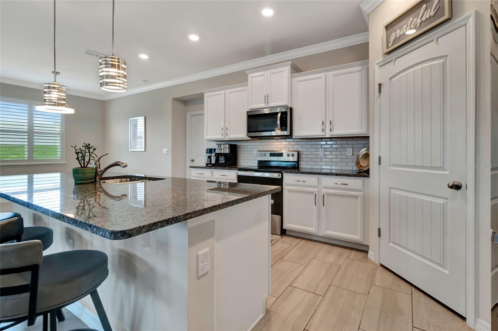 Image 21 of 56 For 17938 Hither Hills Circle