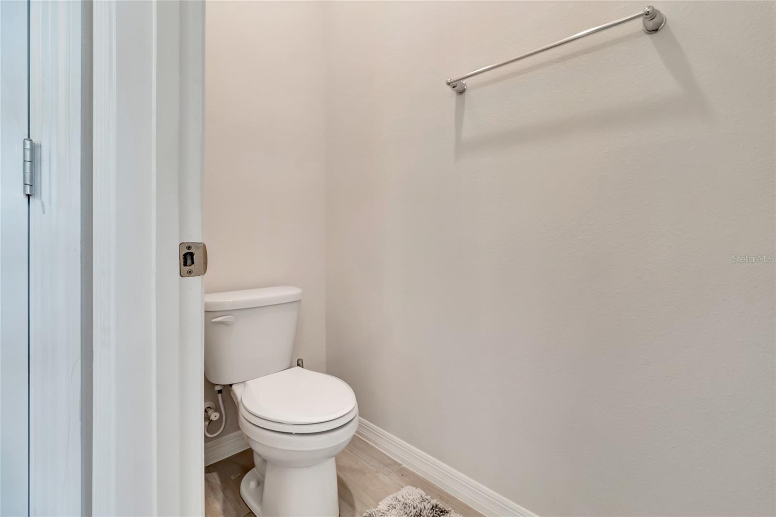 Image 30 of 56 For 17938 Hither Hills Circle