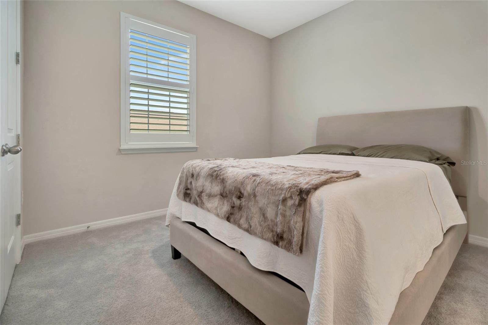 Image 6 of 56 For 17938 Hither Hills Circle