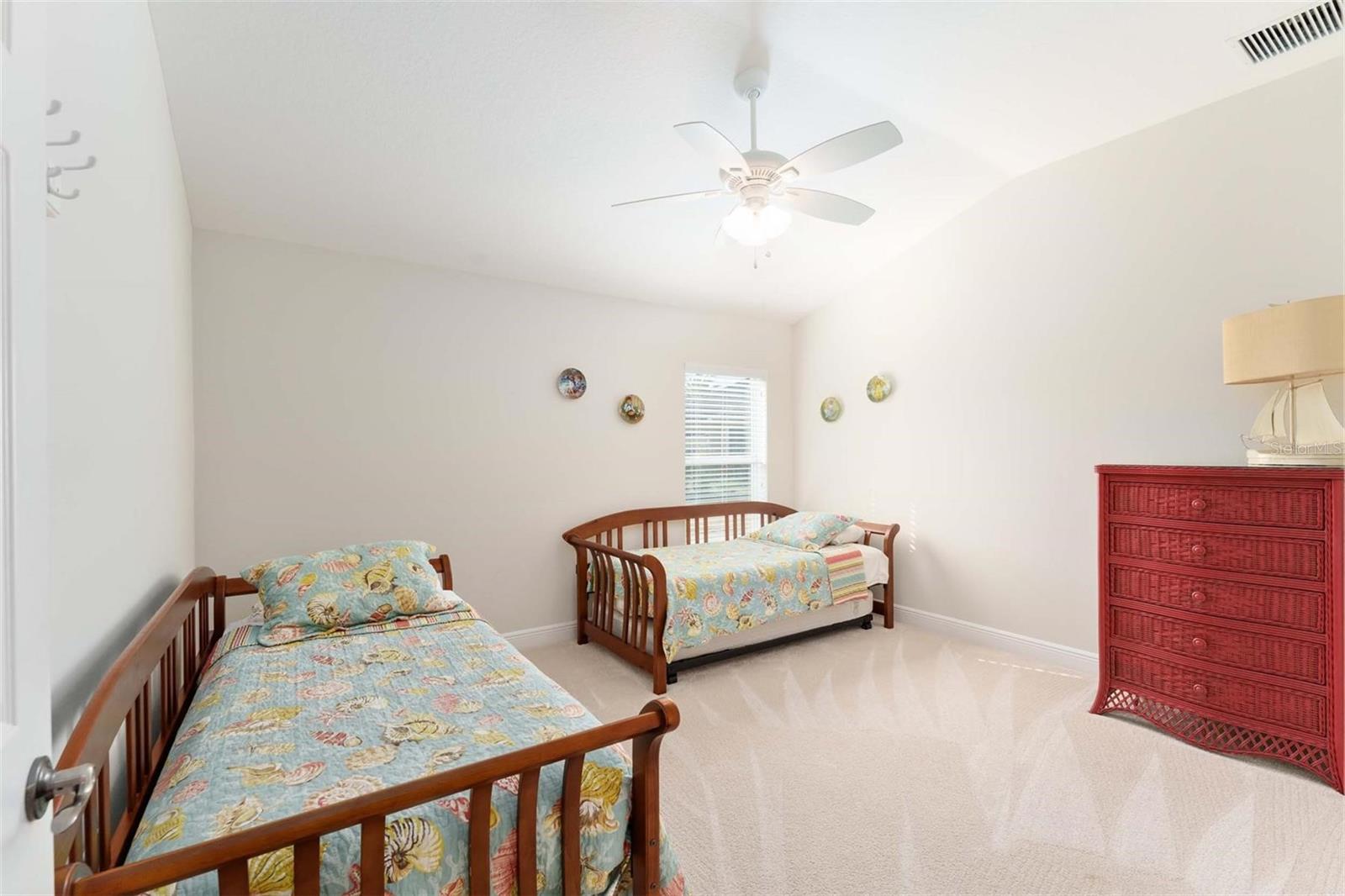 Image 25 of 39 For 2840 Apache Court