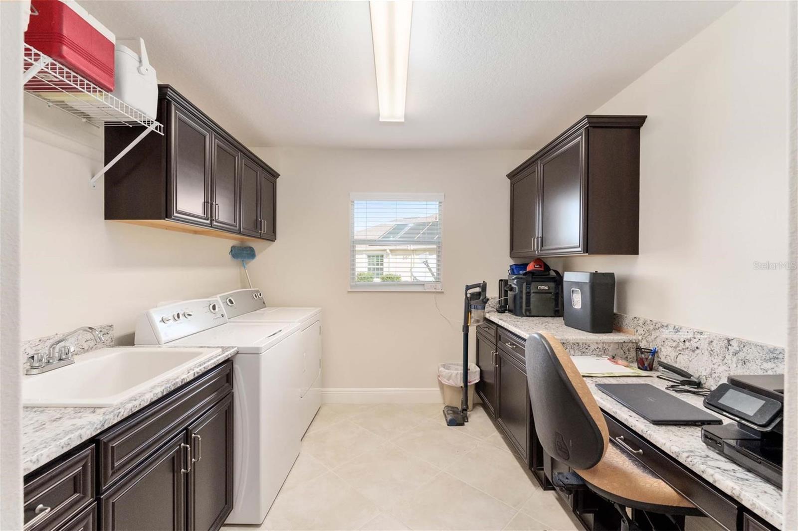 Image 29 of 39 For 2840 Apache Court