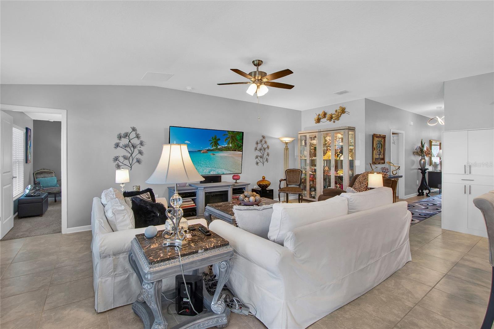 Image 6 of 41 For 873 Laurel View Way