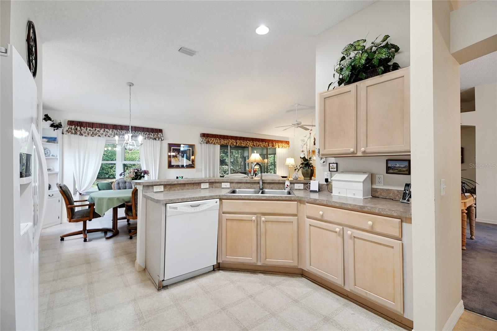 Image 35 of 46 For 9213 172nd Santee Place