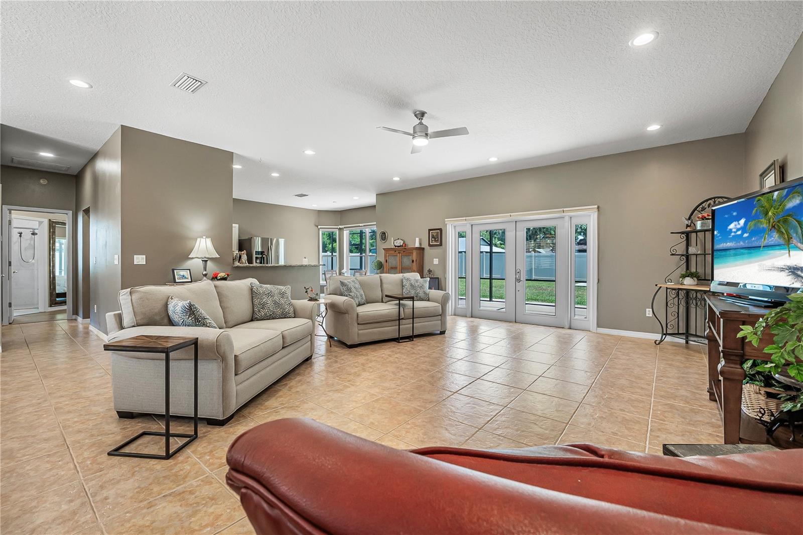 Image 10 of 47 For 5332 Old Hickory Lane