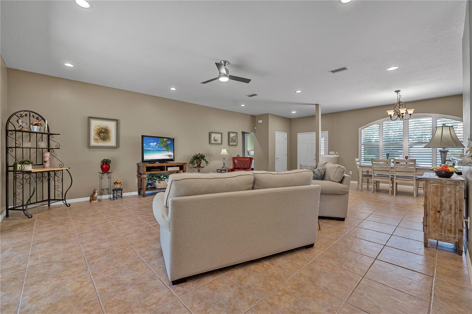 Image 12 of 47 For 5332 Old Hickory Lane