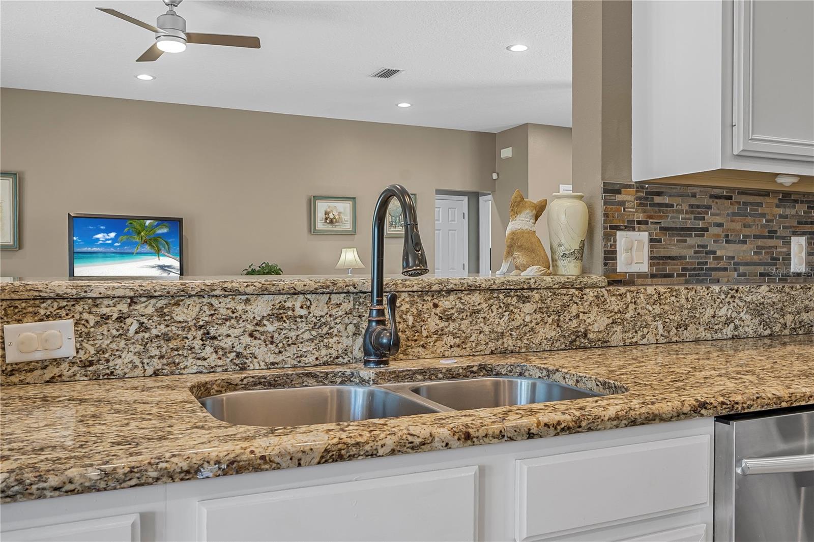 Image 15 of 47 For 5332 Old Hickory Lane