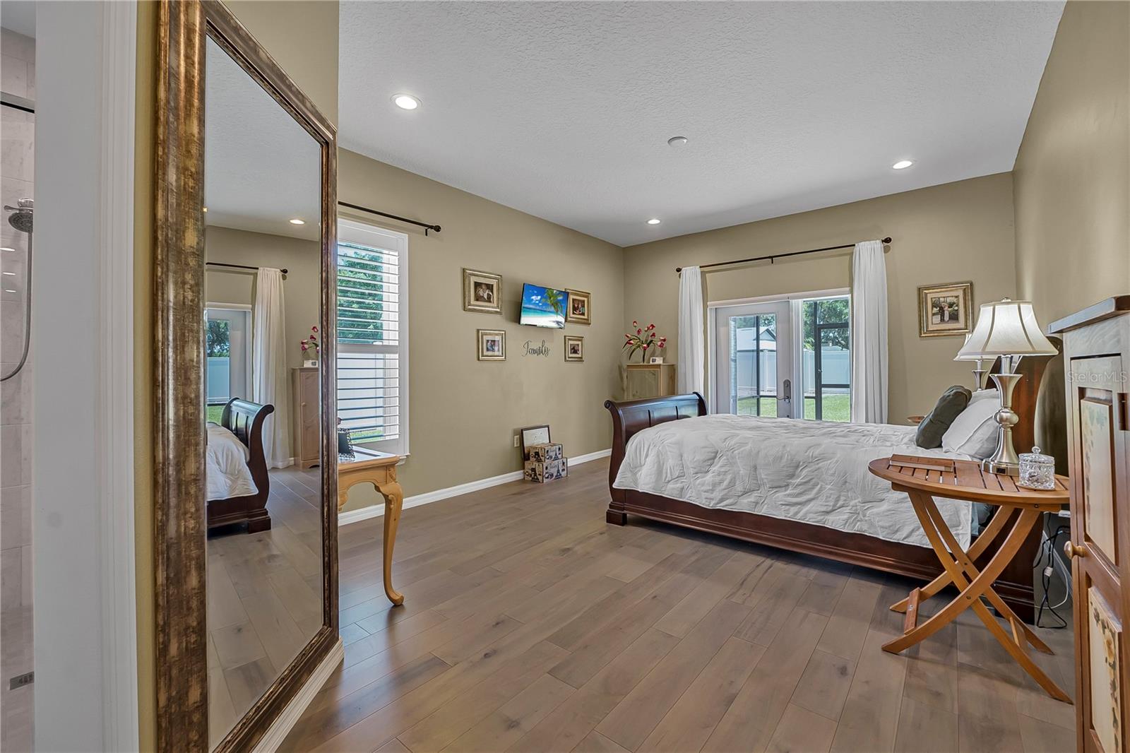 Image 18 of 47 For 5332 Old Hickory Lane